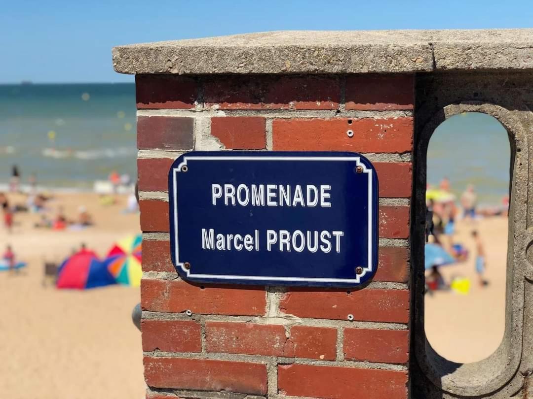Charmant 2 pièces à 5 mn à pied de la mer Cabourg Extérieur photo